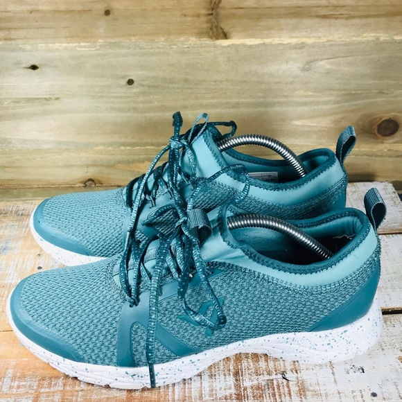 alma active sneaker vionic